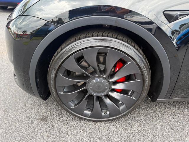 2023 Tesla Model Y Performance AWD - 23043359 - 38