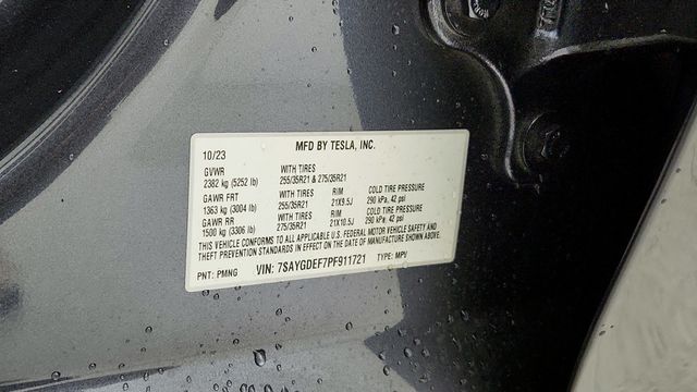 2023 Tesla Model Y Performance AWD - 22942108 - 23