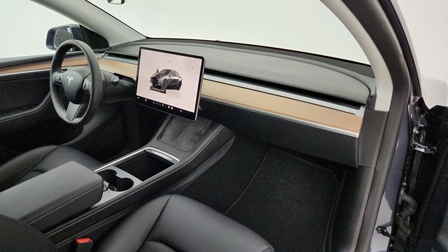 2023 Tesla Model Y Performance AWD - 22942108 - 29
