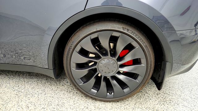 2023 Tesla Model Y Performance AWD - 23016217 - 8