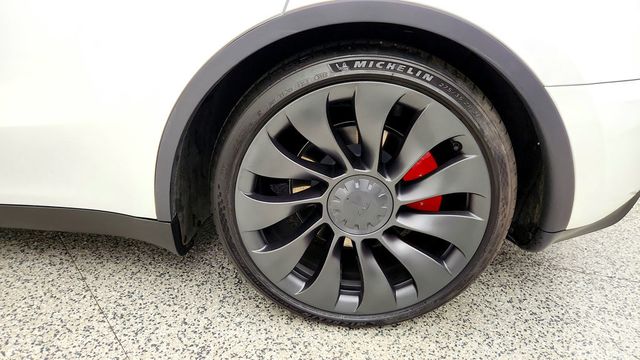 2023 Tesla Model Y Performance AWD - 23092977 - 8