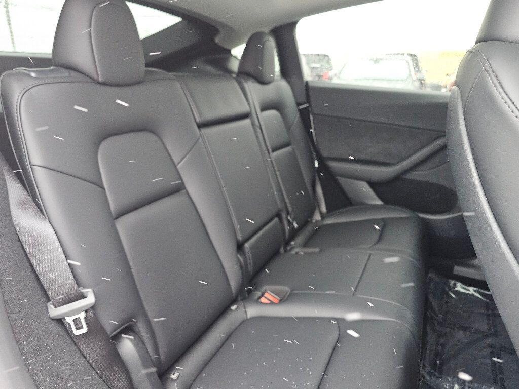 2023 Tesla Model Y Performance AWD - 22954701 - 17