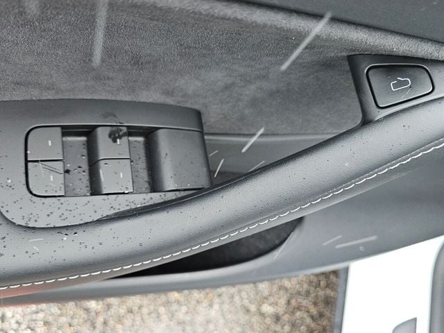 2023 Tesla Model Y Performance AWD - 22954701 - 26
