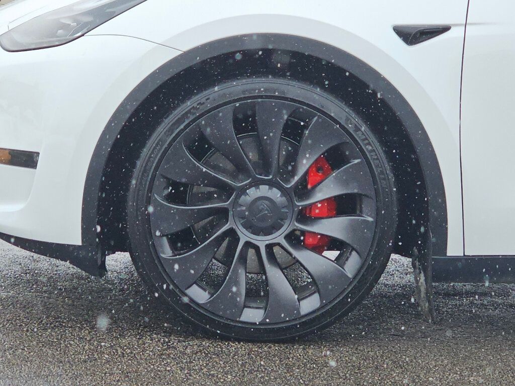 2023 Tesla Model Y Performance AWD - 22954701 - 29