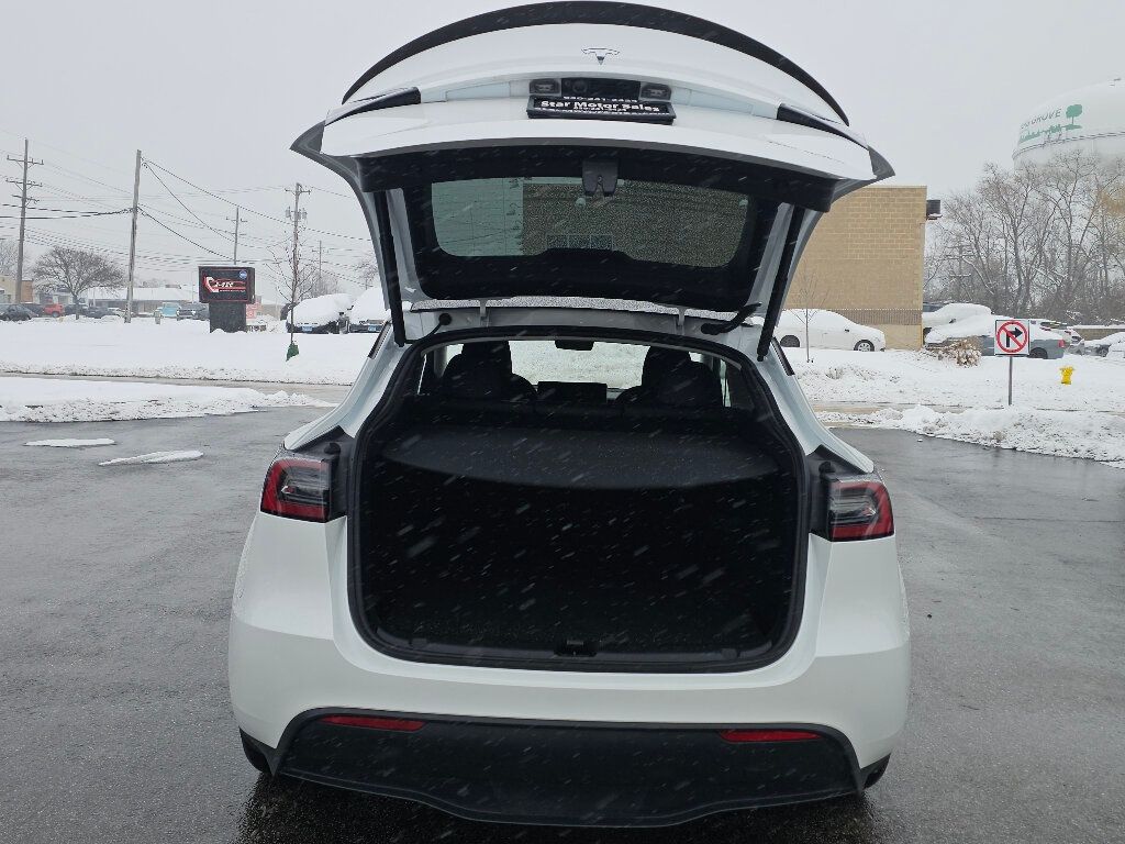2023 Tesla Model Y Performance AWD - 22954701 - 31