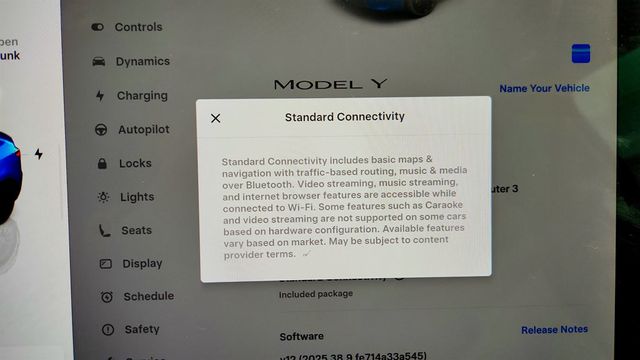 2023 Tesla Model Y Performance AWD with White & Black Premium Interior - 22973232 - 16