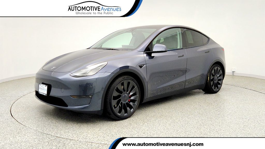 2023 Tesla Model Y Performance AWD w/ Traffic-Aware Cruise Control and Autosteer - 23026770 | Video 1
