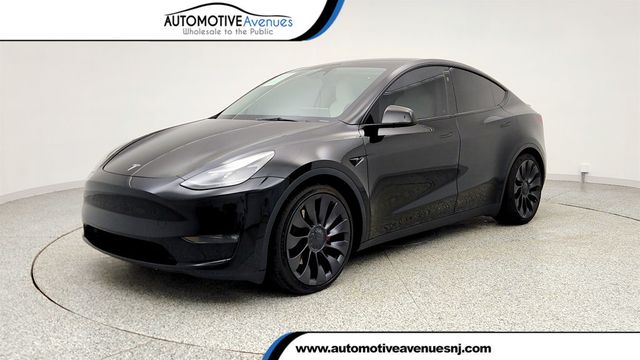 2023 Tesla Model Y Performance AWD w/ White & Black Premium Interior - 23000718 - 0