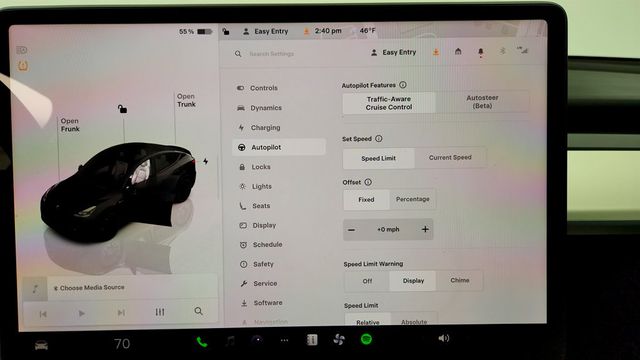 2023 Tesla Model Y Performance AWD w/ White & Black Premium Interior - 23000718 - 18