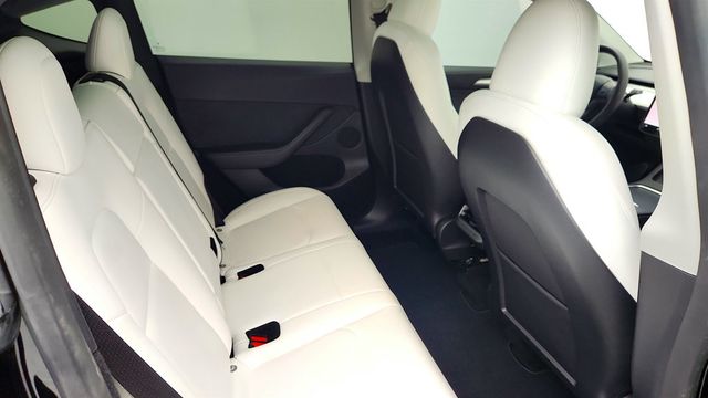 2023 Tesla Model Y Performance AWD w/ White & Black Premium Interior - 23000718 - 26