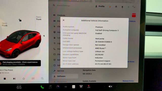 2023 Tesla Model Y Performance AWD w/ White & Black Premium Interior - 23006284 - 14