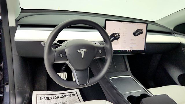 2023 Tesla Model Y Performance AWD w/ White & Black Premium Interior - 23010712 - 11