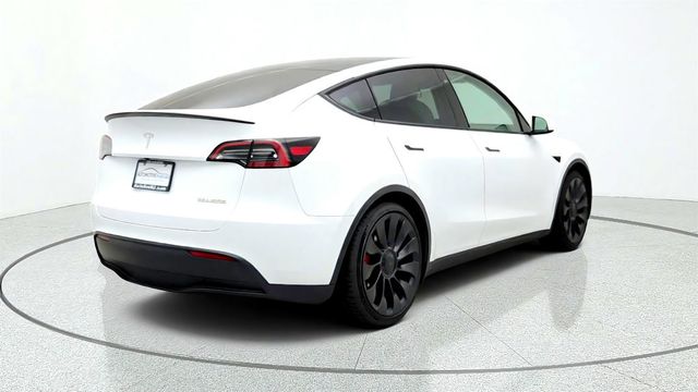 2023 Tesla Model Y Performance AWD w/ White & Black Premium Interior - 23080890 - 4