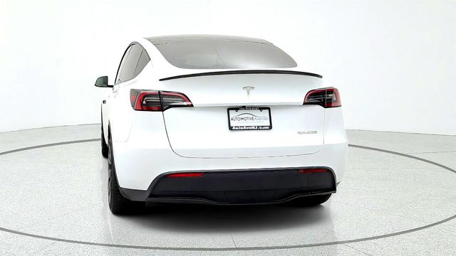 2023 Tesla Model Y Performance AWD w/ White & Black Premium Interior - 23080890 - 5