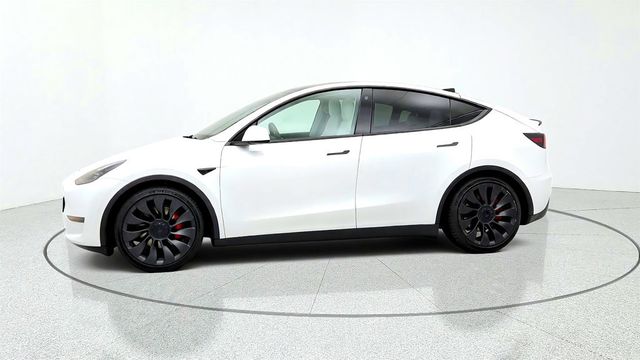 2023 Tesla Model Y Performance AWD w/ White & Black Premium Interior - 23080890 - 7
