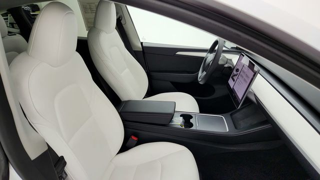 2023 Tesla Model Y RWD with White & Black Premium Interior - 22943270 - 27