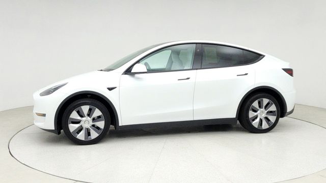 2023 Tesla Model Y RWD with White & Black Premium Interior - 22943270 - 7