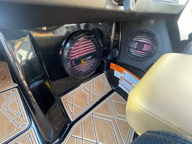 2023 Tige 25ZX LOW 25 Hours SALE! - 22904922 - 14