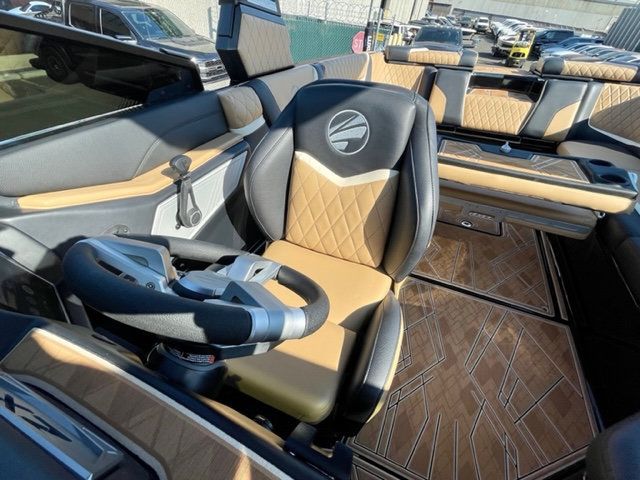 2023 Tige 25ZX LOW 25 Hours SALE! - 22904922 - 15