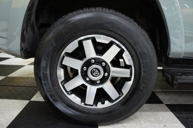 2023 Toyota 4Runner 1-Owner, 4x4, TRD Off Road Premium - 22979047 - 17