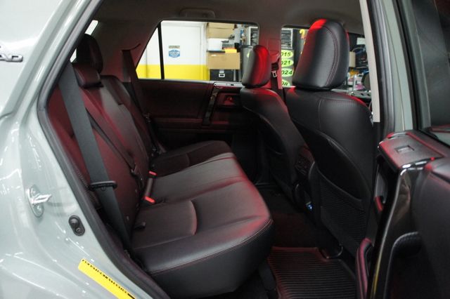 2023 Toyota 4Runner 1-Owner, 4x4, TRD Off Road Premium - 22979047 - 50