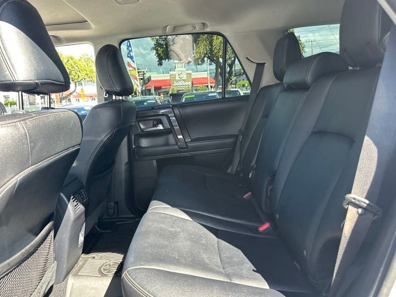 2023 Toyota 4Runner 40th Anniversary Special Edition 4WD - 22936305 - 13