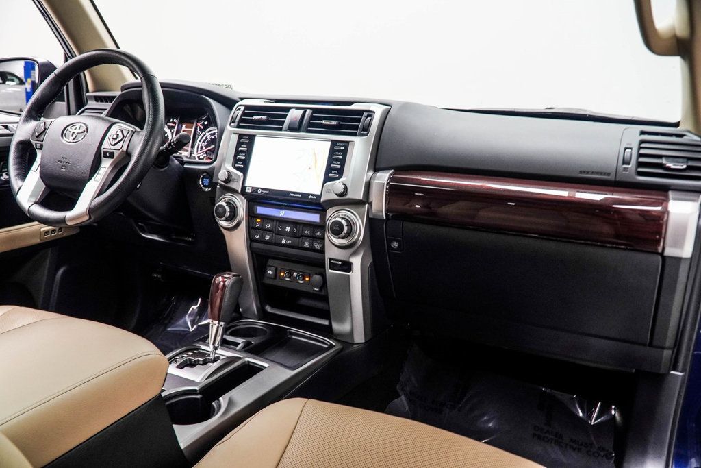 2023 Toyota 4Runner Limited 2WD photo 11