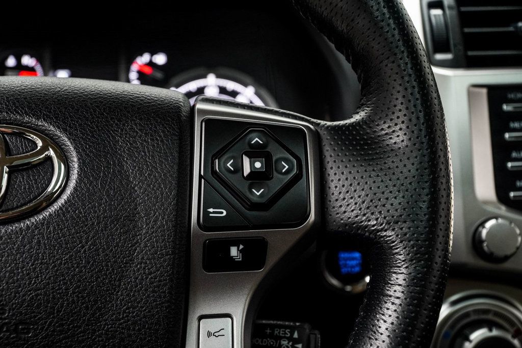 2023 Toyota 4Runner Limited 2WD photo 21