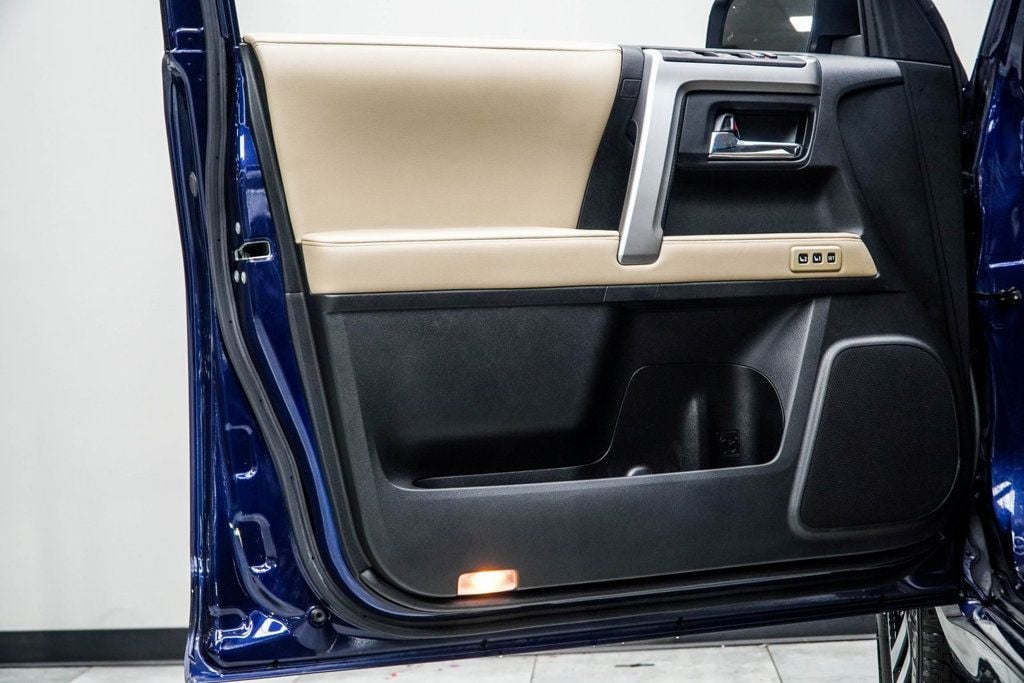 2023 Toyota 4Runner Limited 2WD photo 31