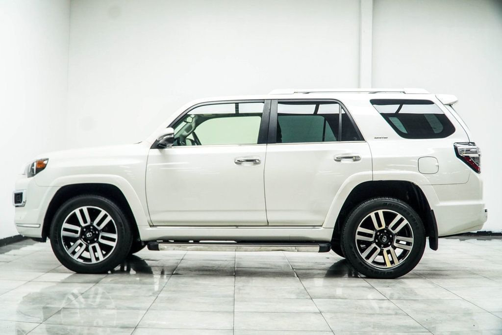 Toyota 4Runner photo 11