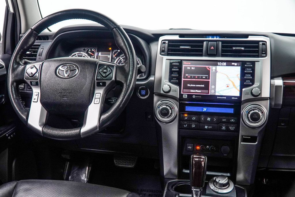 Toyota 4Runner photo 18