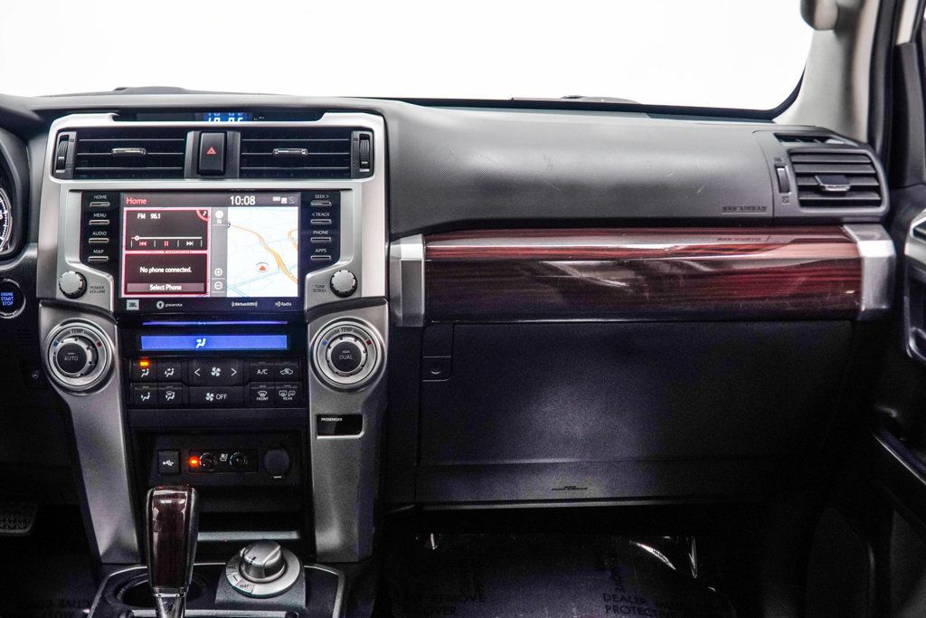Toyota 4Runner photo 19