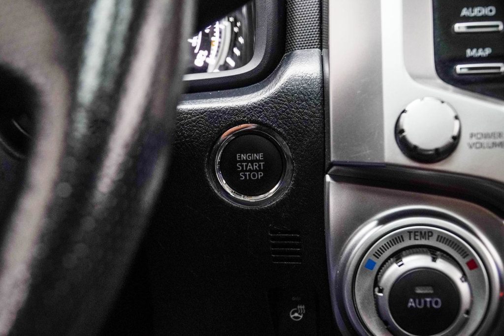 Toyota 4Runner photo 23