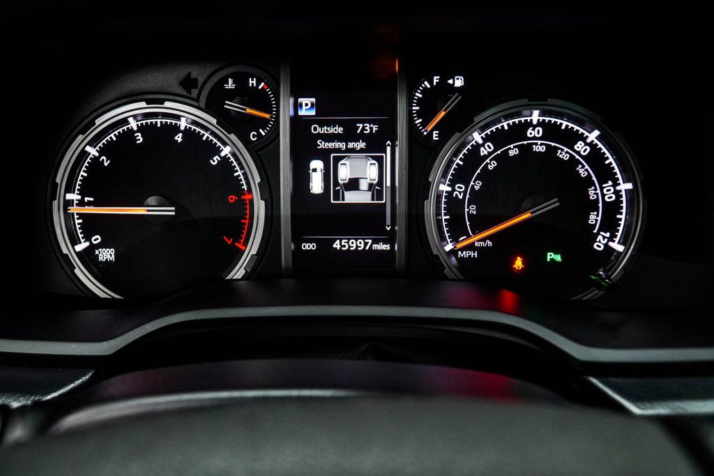 Toyota 4Runner photo 35