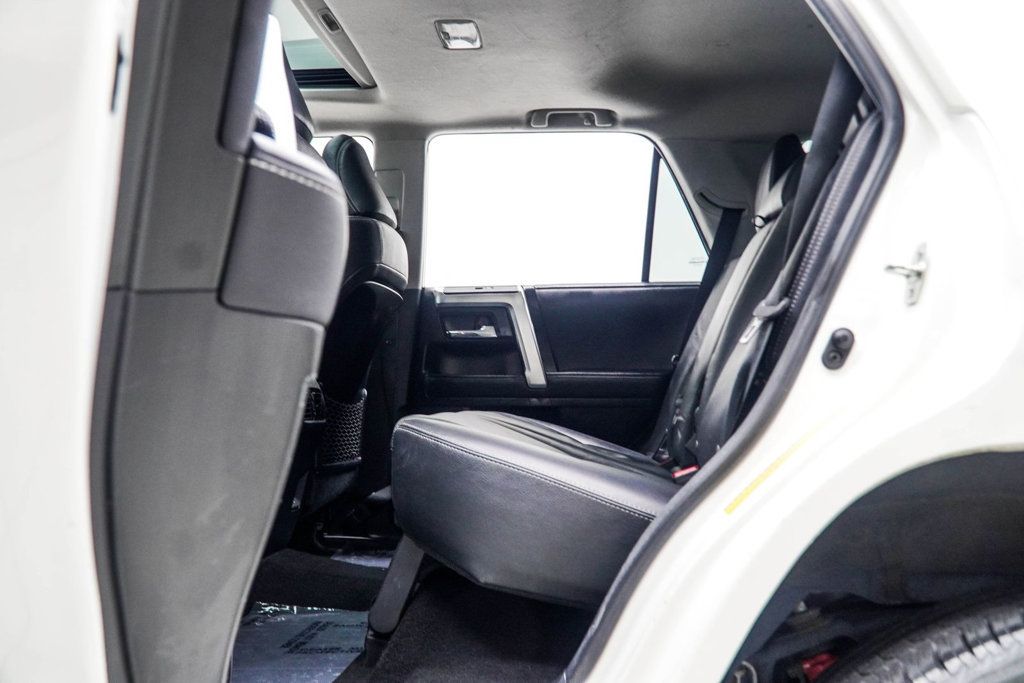 Toyota 4Runner photo 40
