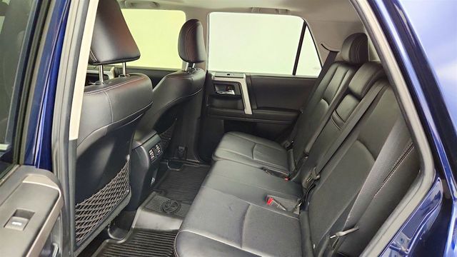 2023 Toyota 4Runner Limited 4WD w/ 3rd Row Seating - 23081737 - 21