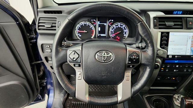 2023 Toyota 4Runner Limited 4WD with 3rd Row Seating - 22948584 - 13