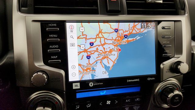 2023 Toyota 4Runner Limited 4WD with 3rd Row Seating - 22948584 - 18