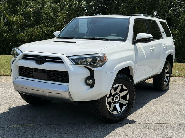 2023 Toyota 4Runner Local Trade/TRD-Off Road Premium/Heated Leather Seats/Blind Spot - 23075506 - 1