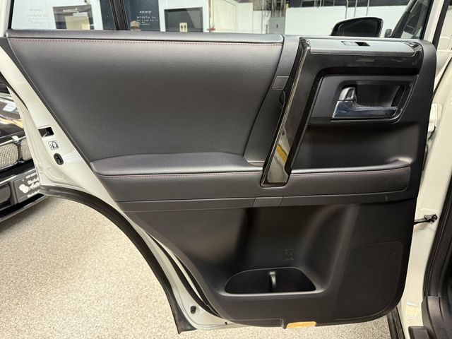 2023 Toyota 4Runner Local Trade/TRD-Off Road Premium/Heated Leather Seats/Blind Spot - 23075506 - 21