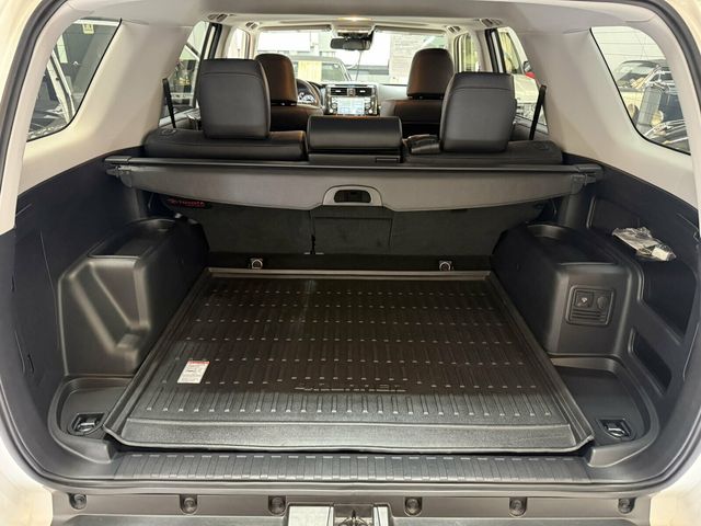 2023 Toyota 4Runner Local Trade/TRD-Off Road Premium/Heated Leather Seats/Blind Spot - 23075506 - 24