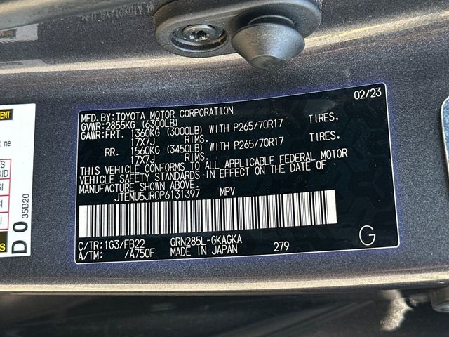 2023 Toyota 4Runner SR5 4WD - 23039230 - 22