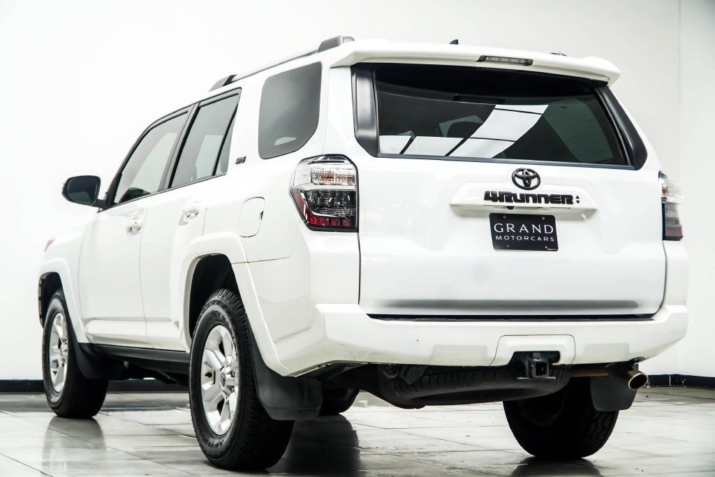 Toyota 4Runner photo 11