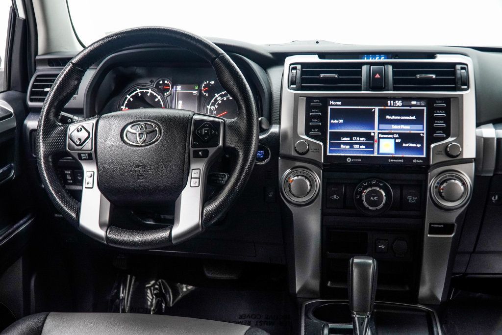 Toyota 4Runner photo 17