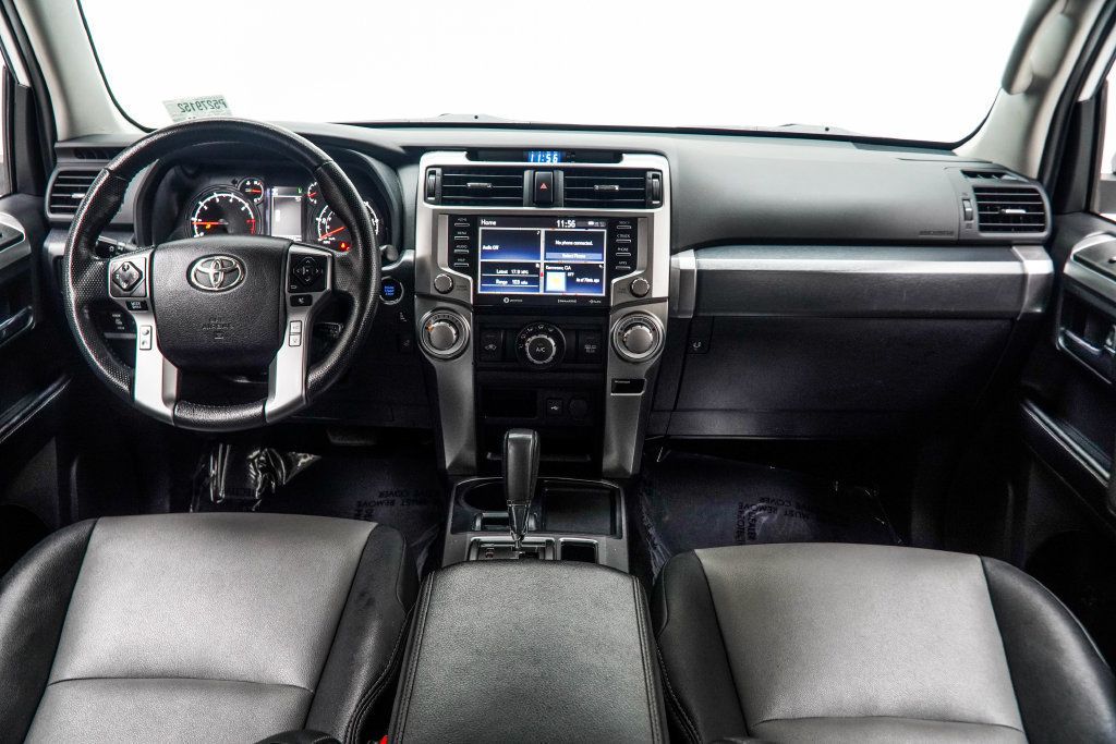 Toyota 4Runner photo 5