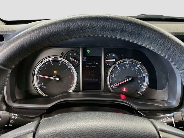 2023 Toyota 4Runner TRD Off Road 4WD - 23082623 - 9