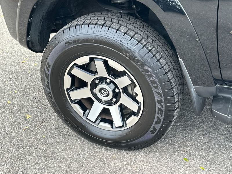 2023 Toyota 4Runner TRD Off Road Premium 4WD - 22950267 - 10