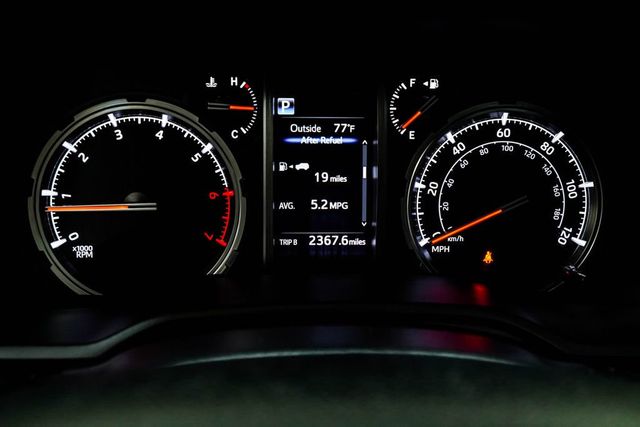 2023 Toyota 4Runner TRD Off Road Premium 4WD - 22980922 - 35