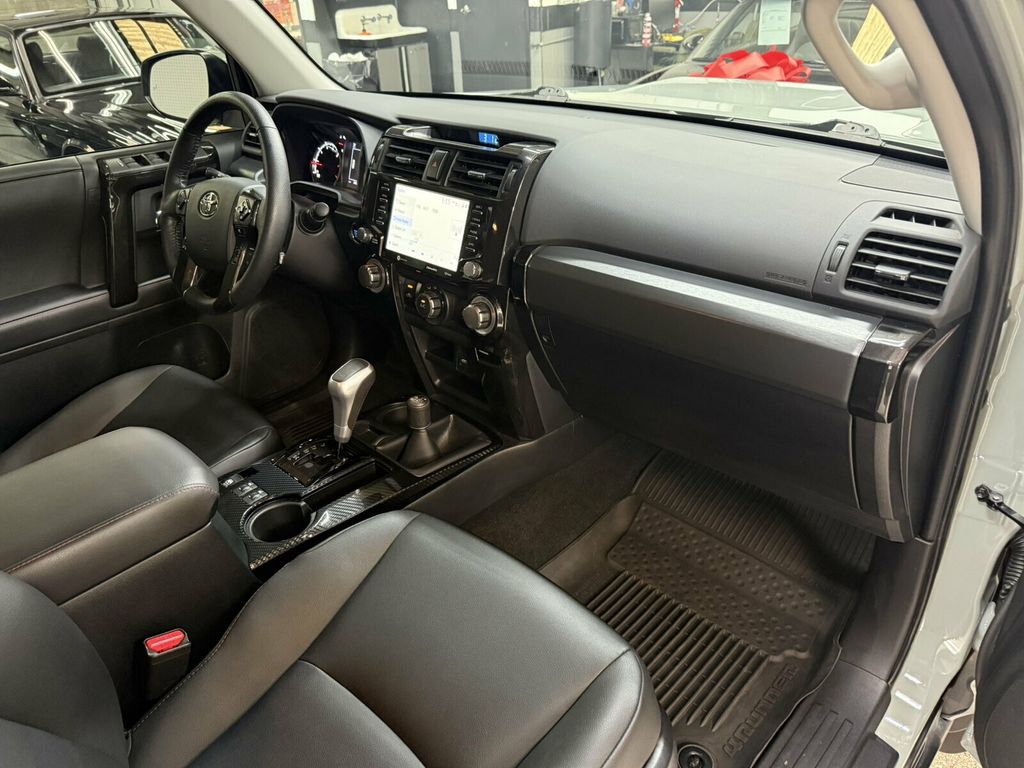 2023 Toyota 4Runner TRD Off-Road Premium/Heated Leather Seats/Blind Spot Monitor/NAV - 23065764 - 16