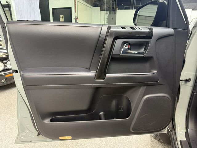2023 Toyota 4Runner TRD Off-Road Premium/Heated Leather Seats/Blind Spot Monitor/NAV - 23065764 - 24